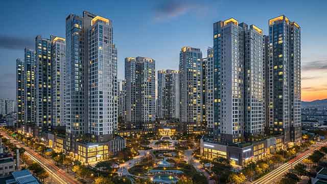 2025년 역삼동 아파트 최고가 TOP 10: 강남센트럴아이파크가 48억인 이유 완벽 분석