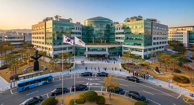 2026 경기도지사 후보군 총정리: 더불어민주당 추미애·김동연 vs 국민의힘 유승민·김은혜